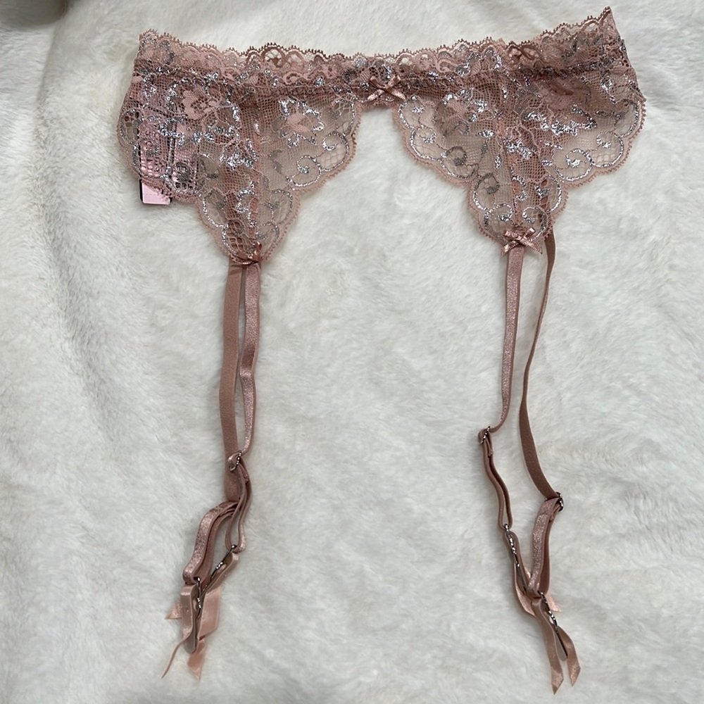 Victoria Secret Beige Lace Garter Belt
